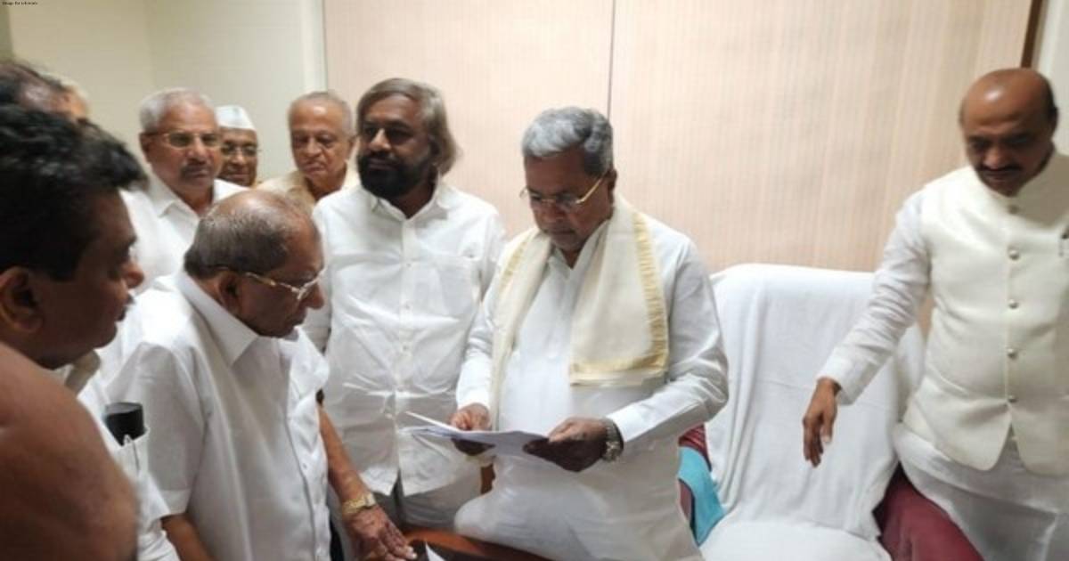 Akhila Bharatiya Veerashaiva Mahasabha members urge Karnataka CM for scientific survey of caste census